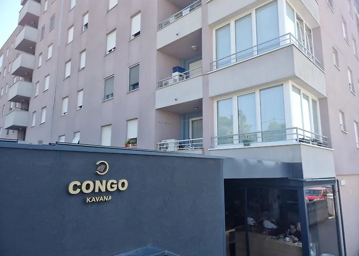 Rosa Apartment