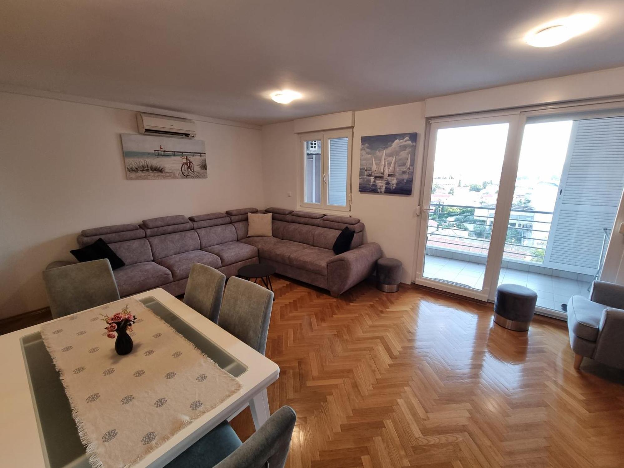 Rosa Apartman